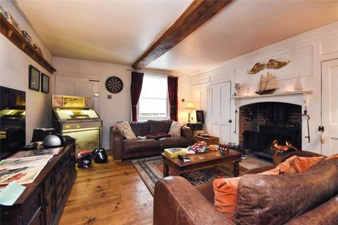 2 bedroom semi-detached house for sale, North Street, Rochford, Essex, SS4