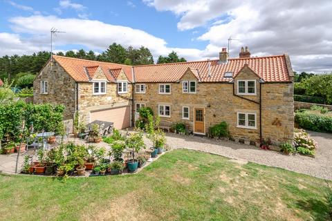 5 bedroom detached house for sale, Kilburn, York