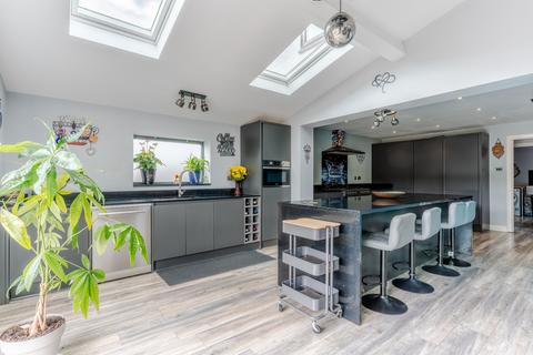 5 bedroom detached house for sale, Pill, Bristol BS20