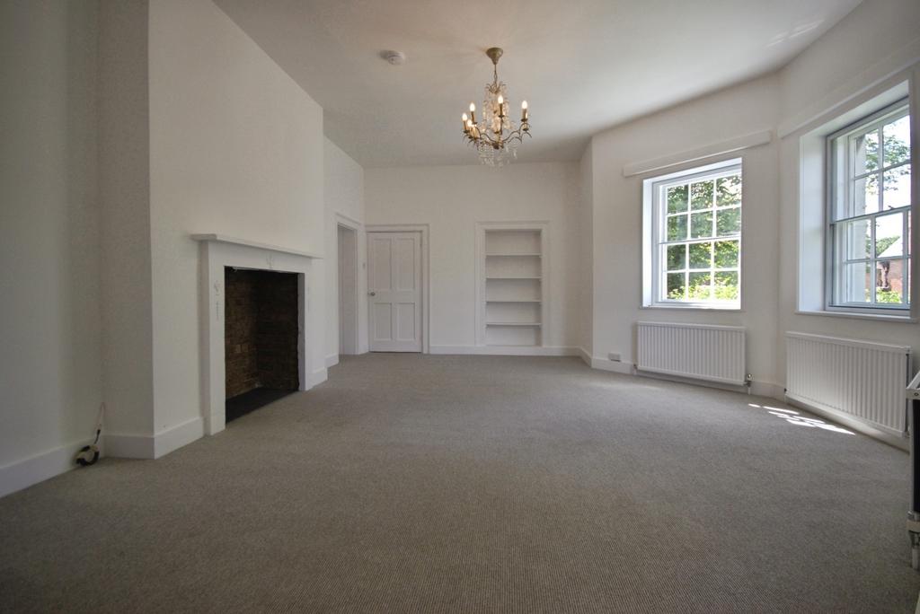 House in Isleworth - View 3