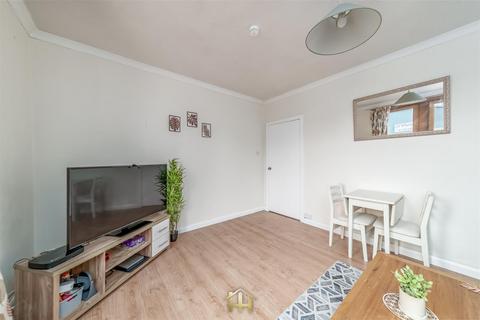 2 bedroom flat for sale, Moncur Crescent, Dundee DD3