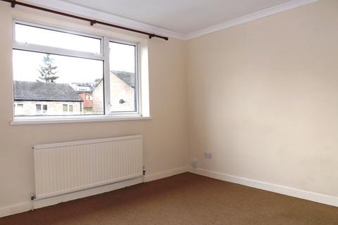 2 bedroom semi-detached house to rent, Hadfield Street, Sheffield, S6