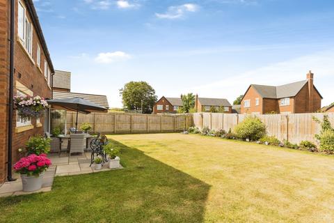 4 bedroom detached house for sale, Kingfisher Way, Oswestry SY10