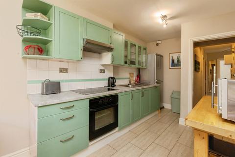3 bedroom apartment for sale, Broad Street, Bath