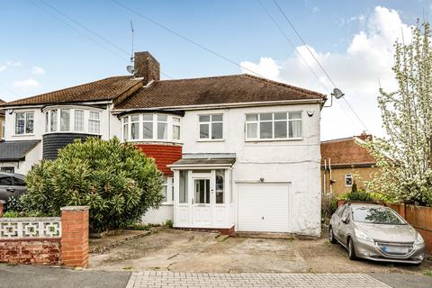 Connaught Avenue, East Barnet, Barnet, Greater London, EN4