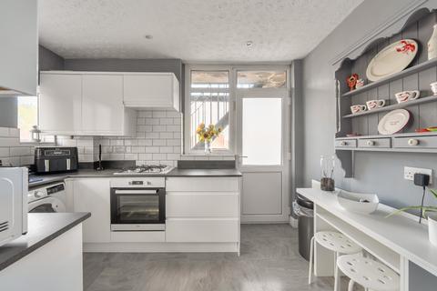 2 bedroom apartment for sale, London Road, Sutton SM3