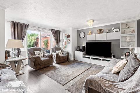 5 bedroom detached house for sale, Chelsea gardens, Harlow