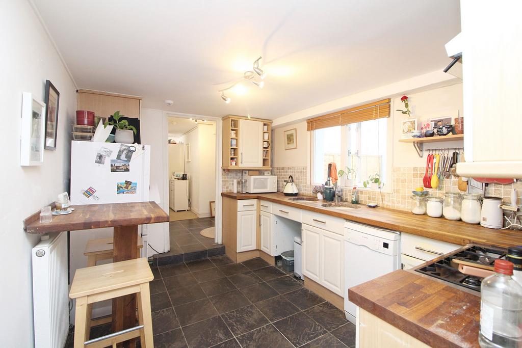 Apartment in Hove, Brunswick - View 5
