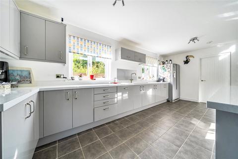 5 bedroom detached house for sale, Bridge Street, Kington