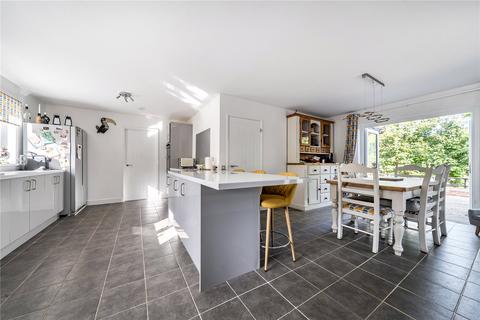 5 bedroom detached house for sale, Bridge Street, Kington