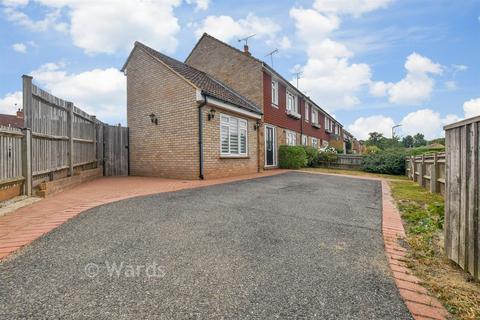 3 bedroom semi-detached house for sale, Chalk Avenue, Tenterden TN30