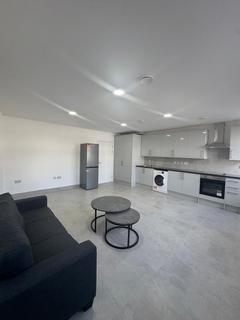 2 bedroom flat to rent, Leeland Road, London W13