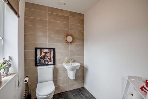 3 bedroom semi-detached house for sale, Towchester Drive, Castleford, West Yorkshire