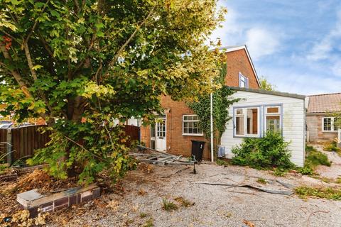 3 bedroom semi-detached house for sale, Fammau View Drive, Penyffordd, Chester, Flintshire, CH4