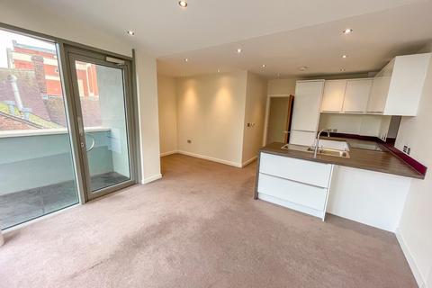 2 bedroom apartment to rent, Waterside North, LINCOLN