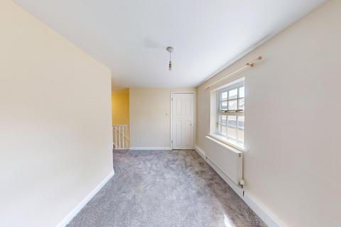2 bedroom apartment to rent, Saunders Street, Gillingham