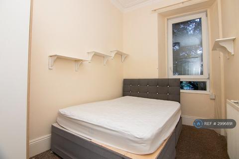 2 bedroom flat to rent, Victoria Road, Aberdeen, AB11