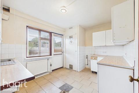 undefined, Chelmsford Avenue, Romford
