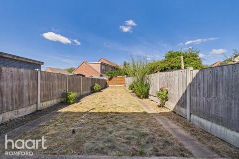 undefined, Chelmsford Avenue, Romford