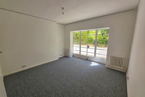 2 bedroom flat for sale, Flat 2 Quain Court, Sandgate Road, Folkestone, Kent, CT20 2HH