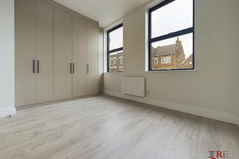 1 bedroom flat to rent, Harrow Road, London, NW10 5PA