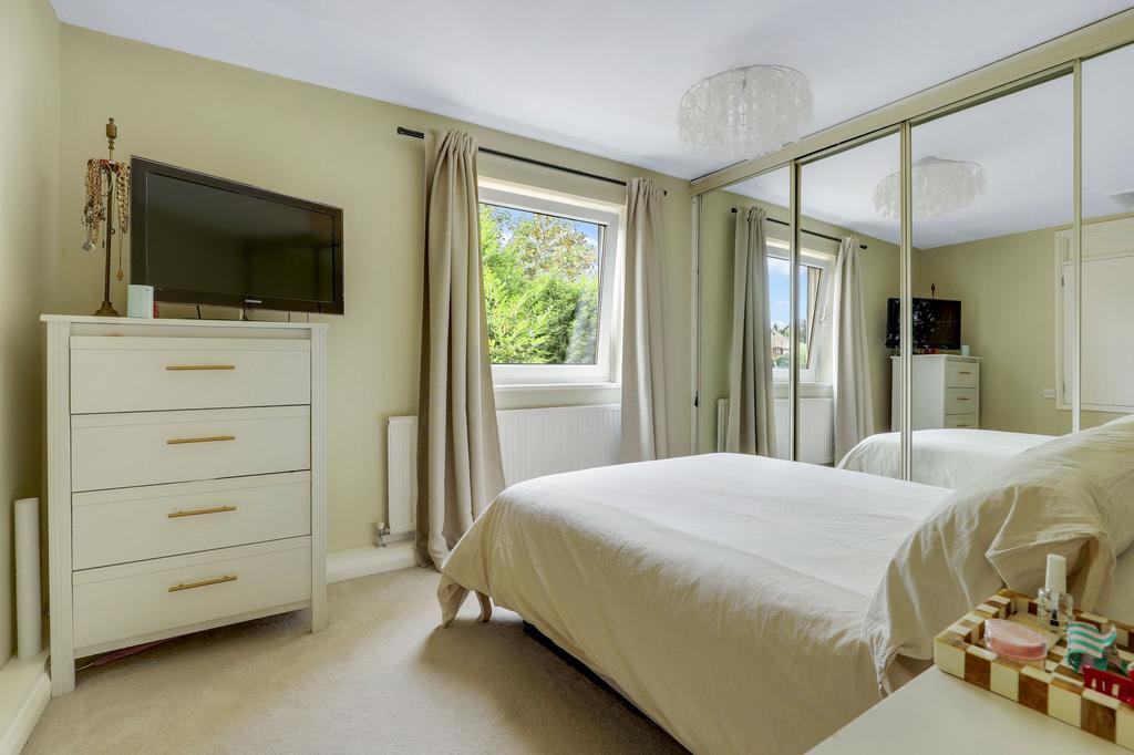 House in Rushcliffe, Compton Acres - More