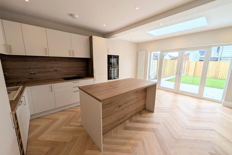 3 bedroom terraced house for sale, Leonard Street, Neath, Neath Port Talbot.