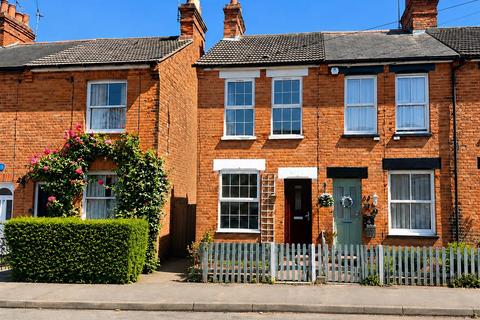 North Road Avenue, Brentwood