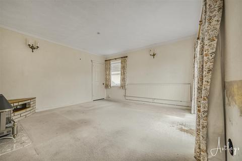 4 bedroom detached house for sale, Highpool Close, Newton, Swansea