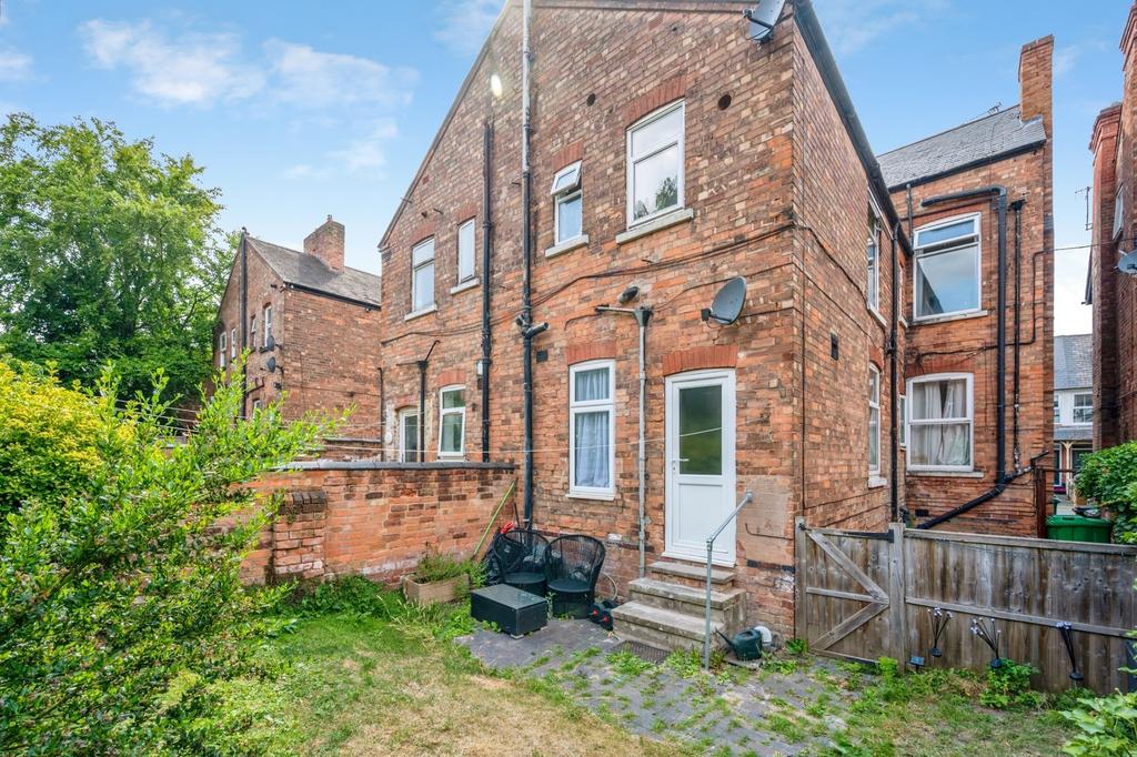 House in Nottinghamshire - View 2