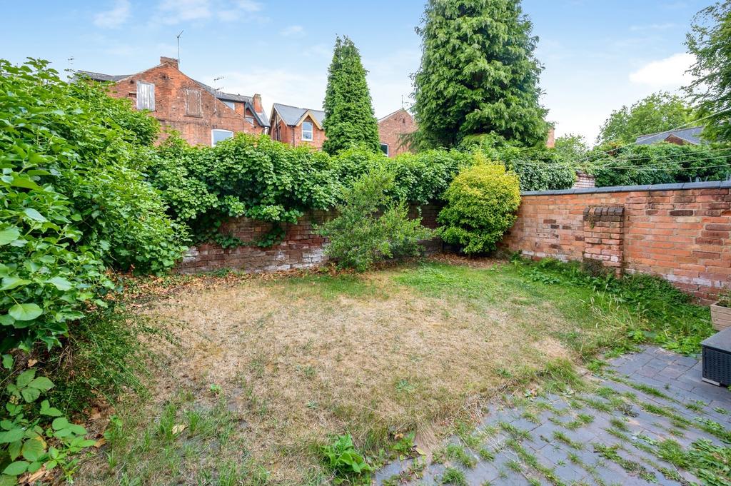 House in Nottinghamshire - View 3