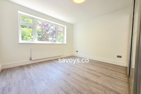 1 bedroom flat to rent, Cameron Close, Myddelton Park, London