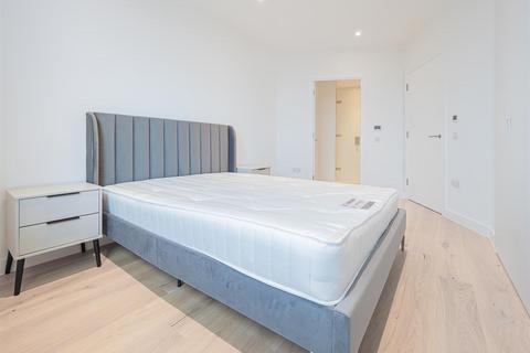 1 bedroom apartment to rent, Ferry Island, Station Road London N17