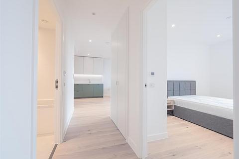 1 bedroom apartment to rent, Ferry Island, Station Road London N17