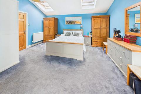 4 bedroom semi-detached house for sale, Porthamal Gardens, Cardiff, CF14