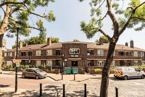 Henley Close, London SE16