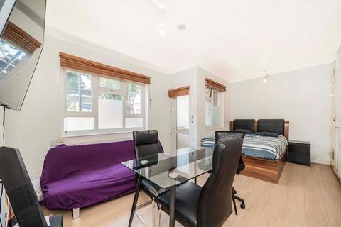 Studio for sale, Henley Close, London SE16