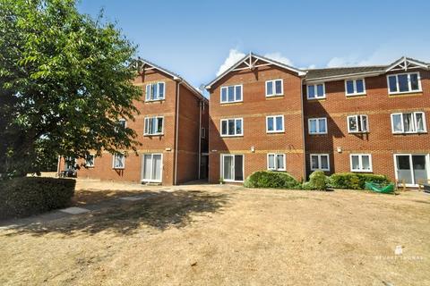 1 bedroom ground floor flat for sale, Benfleet Road, Hadleigh
