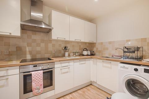 1 bedroom apartment for sale, Fraser House, Market Street
