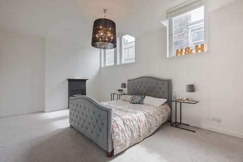 1 bedroom apartment for sale, Fraser House, Market Street