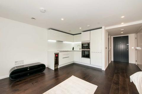 Studio to rent, Eagle Point, City Road, Shoreditch, London, EC1V