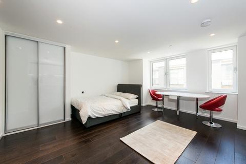 Studio to rent, Eagle Point, City Road, Shoreditch, London, EC1V