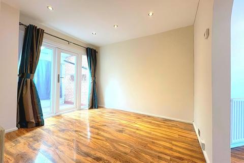 3 bedroom semi-detached house for sale, Boxtree Lane, Harrow