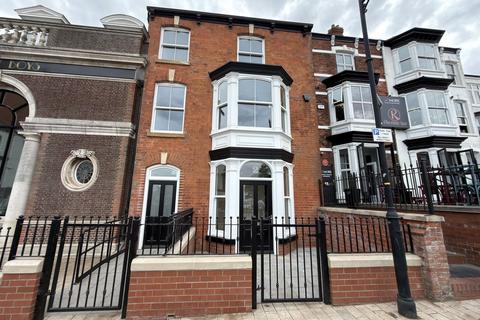 2 bedroom maisonette to rent, Sea View Street, Cleethorpes DN35
