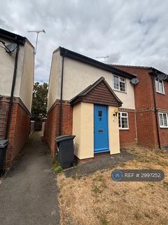2 bedroom end of terrace house to rent, Cusak Road, Chelmsford, CM2