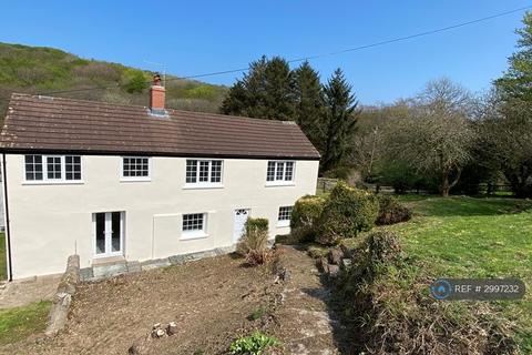 4 bedroom detached house to rent, Rosedown Farm, Hartland, EX39