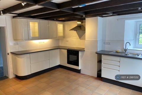4 bedroom detached house to rent, Rosedown Farm, Hartland, EX39