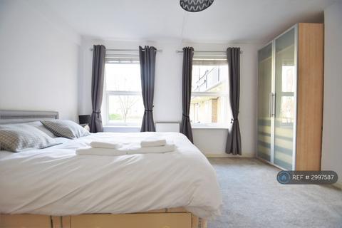 2 bedroom maisonette to rent, Riverside Mansions, London, E1W