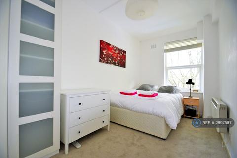 2 bedroom maisonette to rent, Riverside Mansions, London, E1W