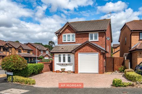 3 bedroom detached house for sale, Green Park Road, The Parklands, Bromsgrove, Worcestershire, B60